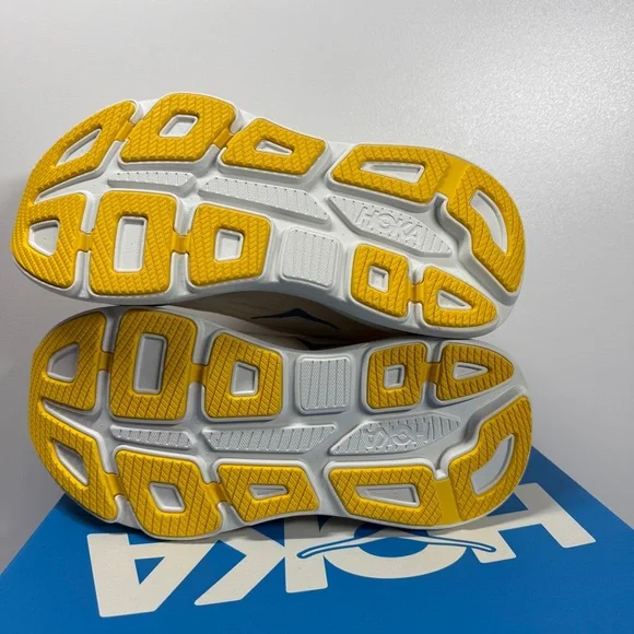 NIB•HOKA Women’s HOKA Bondi 9 Everyday Running Shoe Alabaster - Birch Size: 9 - Picture 5 of 6